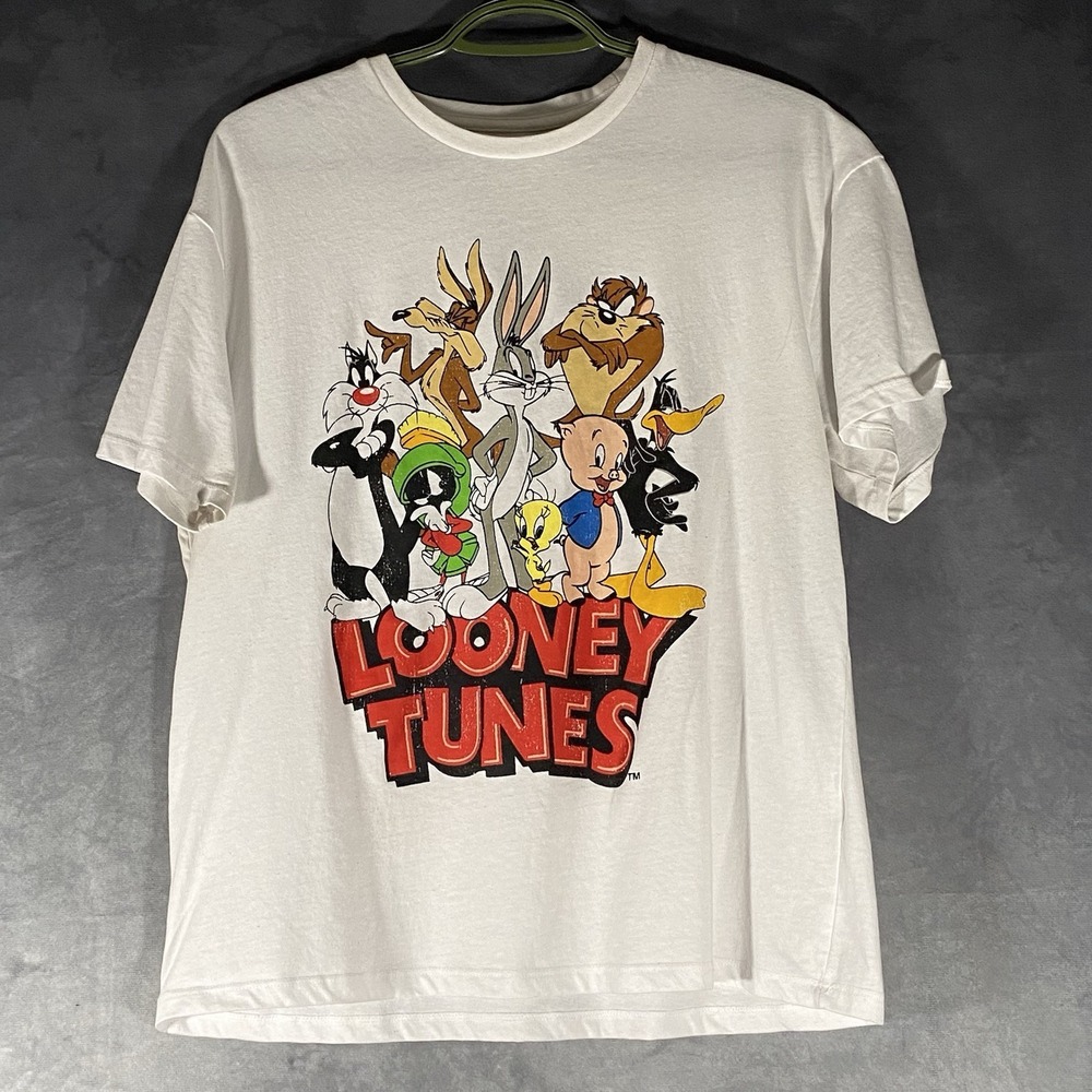 Looney Tunes Retro Group Shot White T-Shirt Size Medium Bugs Bunny